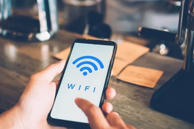 Sóng Wi-Fi có ảnh hưởng đến sức khỏe con người không? Sự thật bạn nên biết